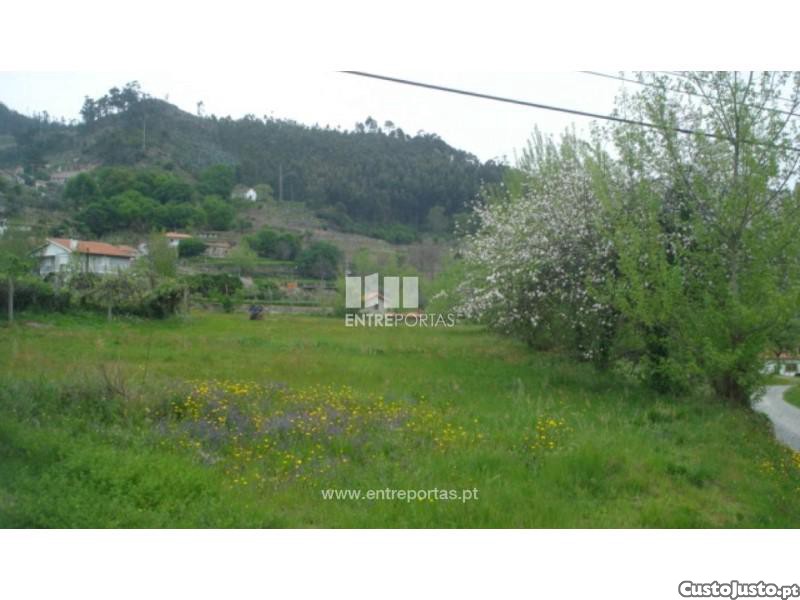 1000m² Land in Marco de Canaveses, Portugal No. 57753