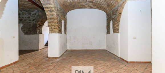 2 rooms Commercial property in Rome, Italy No. 61689 10