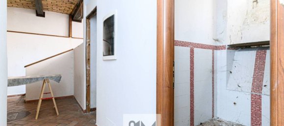 2 rooms Commercial property in Rome, Italy No. 61689 29