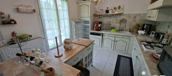 3 bedrooms House in Candes-Saint-Martin, France No. 349011 5