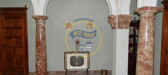 8 bedrooms House in Agullent, Spain No. 96477 9