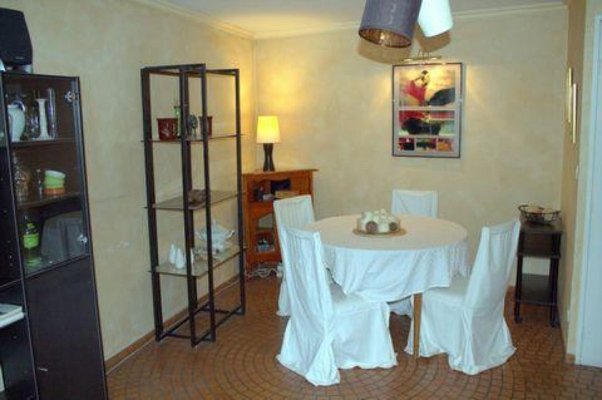 3 Schlafzimmer Eigentumswohnung in Fresnes, France, Nr. 30047