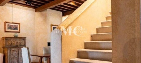 6 bedrooms Villa in Impruneta, Italy No. 192465 9