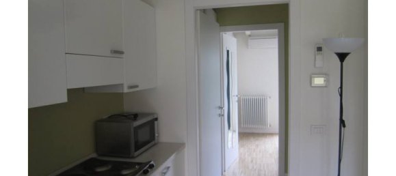 1 chambre Appartement à Milan, Italy No. 254337 3