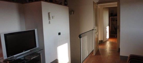 3-salle Appartement à Massa e Cozzile, Italy No. 147707 4