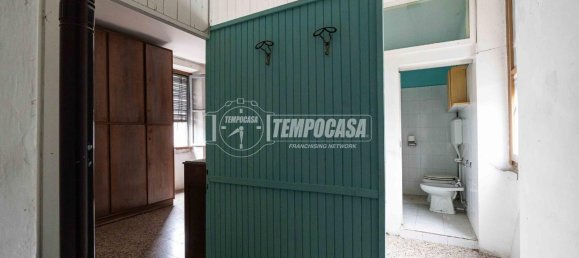 6غرفة منزل في Alzate Brianza, Italy رقم 14602 11