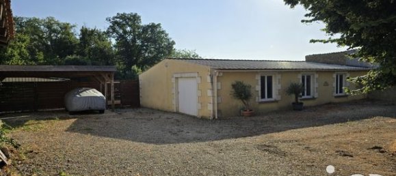 Casa de 5 dormitorios en Deux-Sevres, France No. 300722 5
