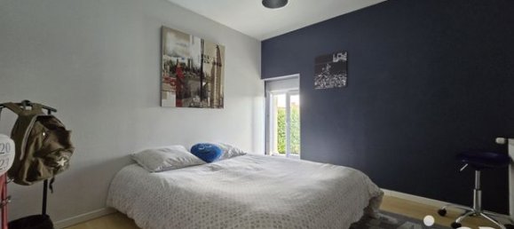 Casa de 5 dormitorios en Deux-Sevres, France No. 300722 15