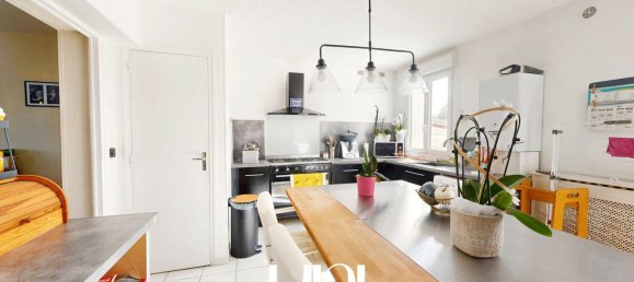 2 bedrooms House in Calvados, France No. 358889 8