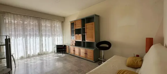 Квартира с 1 спальней в Рокебрюн-Кап-Марта, Франция № 347685 2