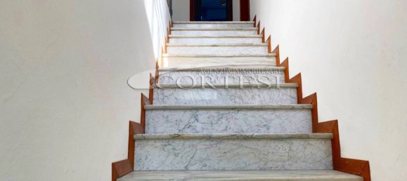 3 bedrooms House in Terre Roveresche, Italy No. 223824 2