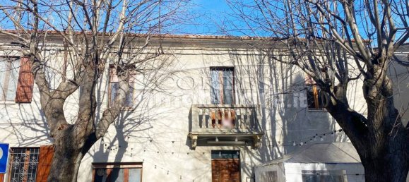 3 bedrooms House in Terre Roveresche, Italy No. 223824 12