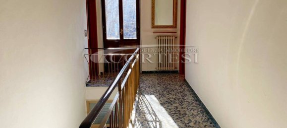 3 bedrooms House in Terre Roveresche, Italy No. 223824 4