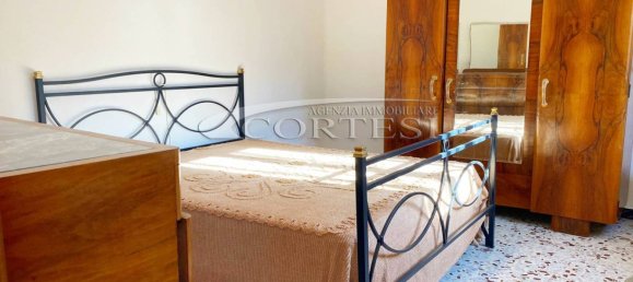 3 bedrooms House in Terre Roveresche, Italy No. 223824 7