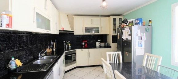 Casa de 4 dormitorios en Bornel, France No. 74081 3