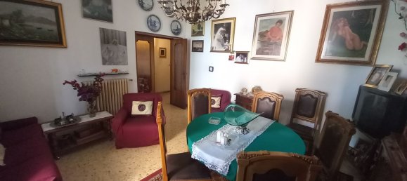 4-Zimmer Wohnung in Rome, Italy, Nr. 205455 3