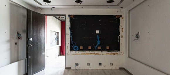 1 room Office in District 4, Vietnam No. 16216 4