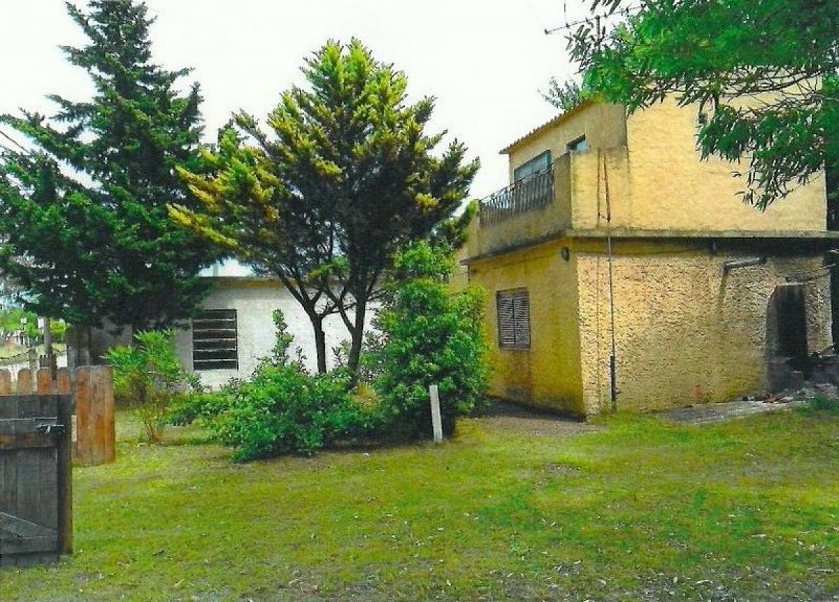 2 bedrooms House in Mar del Plata, Argentina No. 101169