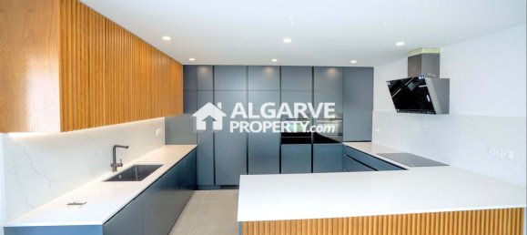 4 bedrooms Villa in Quarteira, Portugal No. 98840 20