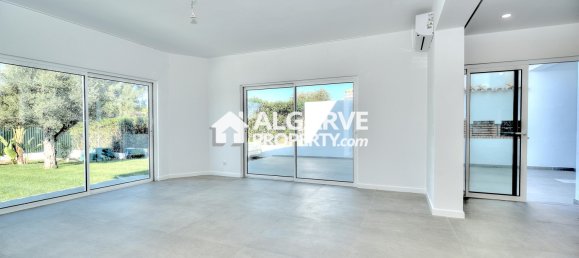 4 bedrooms Villa in Quarteira, Portugal No. 98840 41