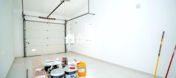 4 bedrooms Villa in Quarteira, Portugal No. 98840 47