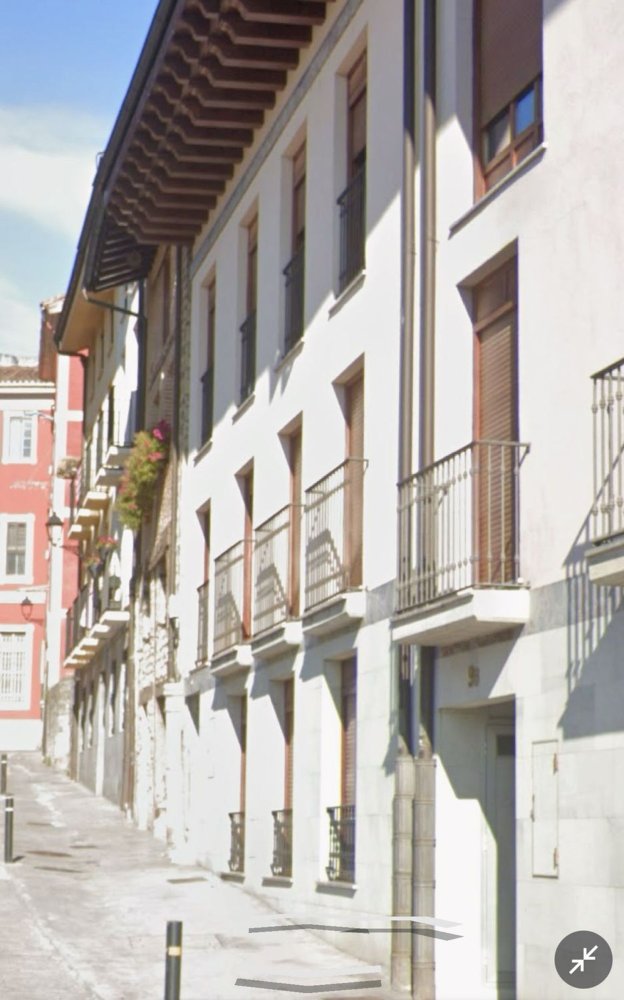 Dúplex de 3 dormitorios en Comunidad Autónoma Vasca, Spain No. 213276