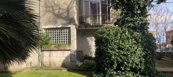 8 rooms Apartment in Macomer, Italy No. 116980 3