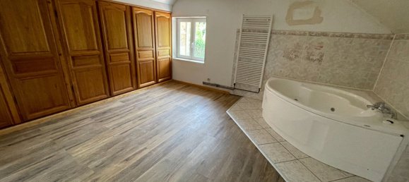 2 chambres Maison à Grossouvre, France No. 251657 7