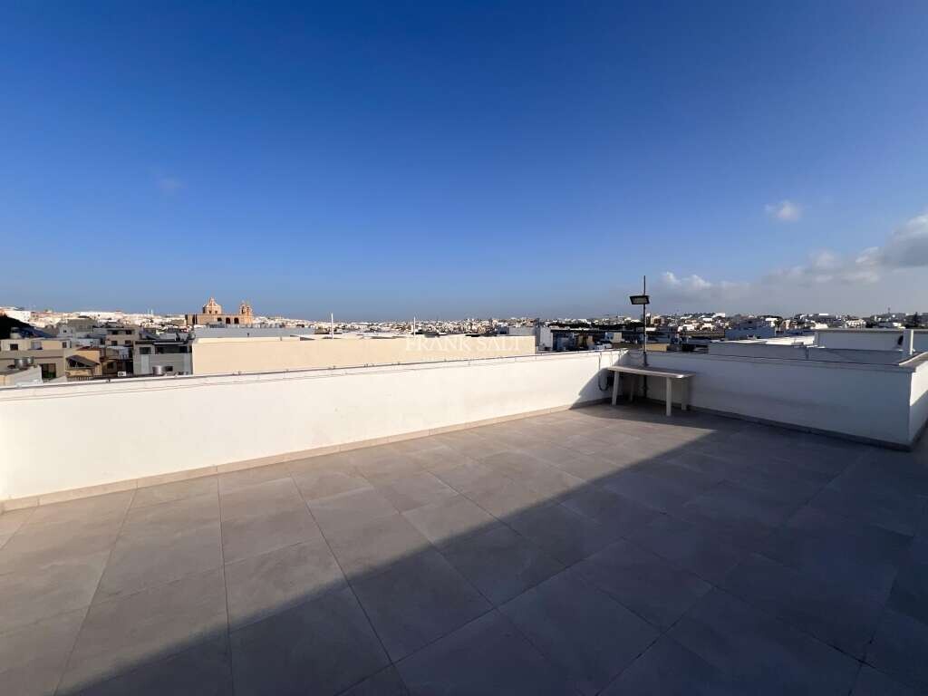 2 bedrooms Penthouse in Birkirkara, Malta No. 2837