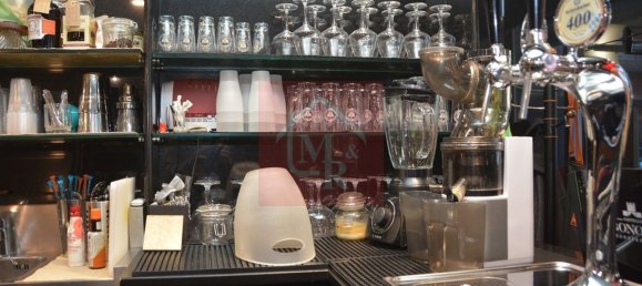 240m² Commercial property in Udine, Italy No. 224294 21