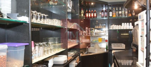 240m² Commercial property in Udine, Italy No. 224294 17