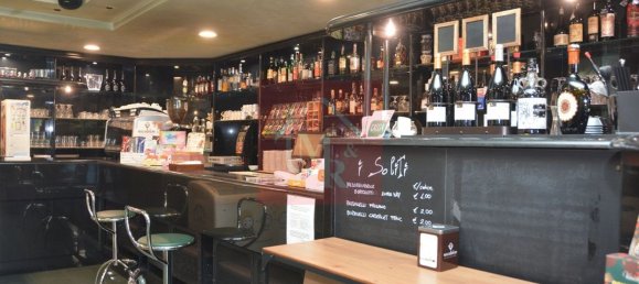 240m² Commercial property in Udine, Italy No. 224294 24