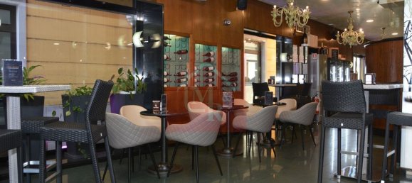 240m² Commercial property in Udine, Italy No. 224294 5