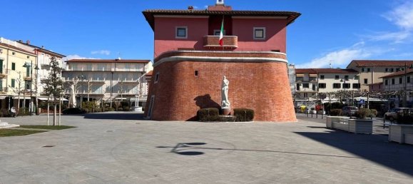 3 bedrooms Villa in Forte dei Marmi, Italy No. 227898 34