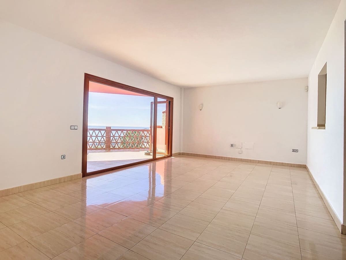 3 bedrooms Penthouse in Benalmadena, Spain No. 164725