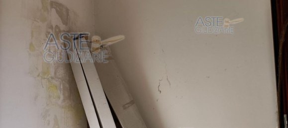 Дом с 4 спальнями в Понсакко, Италия № 342536 11