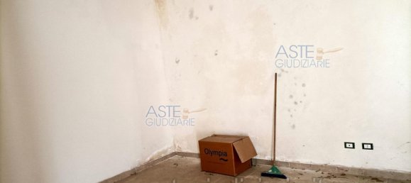 Дом с 4 спальнями в Понсакко, Италия № 342536 7