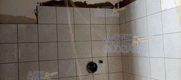 Дом с 4 спальнями в Понсакко, Италия № 342536 4