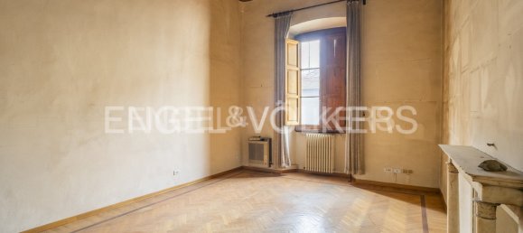 6 rooms Apartment in Pistoia, Italy No. 105183 13