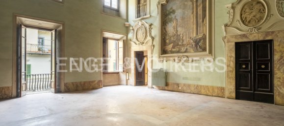 6 rooms Apartment in Pistoia, Italy No. 105183 3
