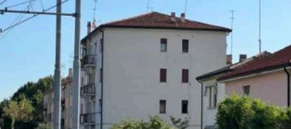 3 rooms Apartment in Venice, Italy No. 213465 6
