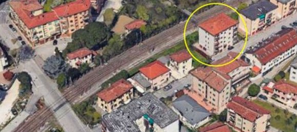 3 rooms Apartment in Venice, Italy No. 213465 4