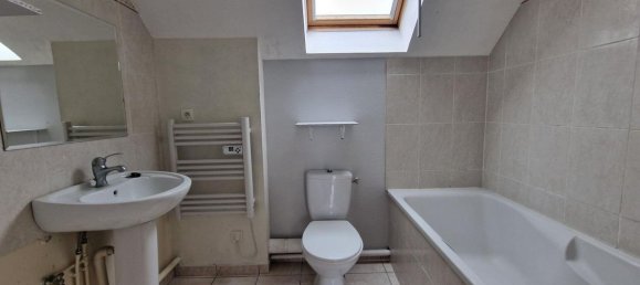 Casa de 3 dormitorios en Fleury-les-Aubrais, France No. 215022 14