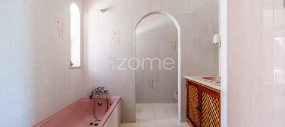 4 Schlafzimmer Villa in Quarteira, Portugal, Nr. 213537 3