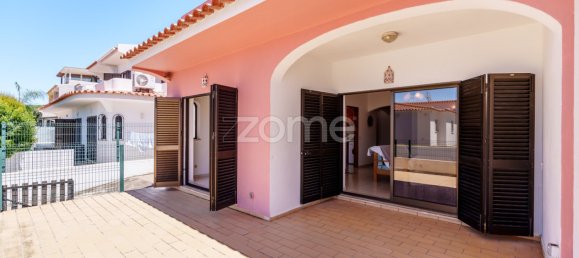 4 Schlafzimmer Villa in Quarteira, Portugal, Nr. 213537 30