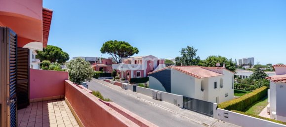 4 Schlafzimmer Villa in Quarteira, Portugal, Nr. 213537 9