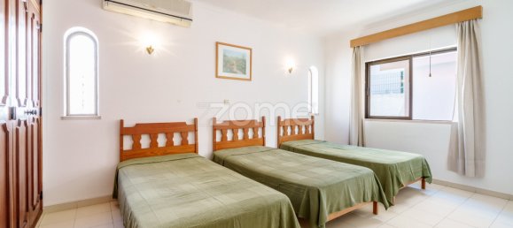 4 Schlafzimmer Villa in Quarteira, Portugal, Nr. 213537 35