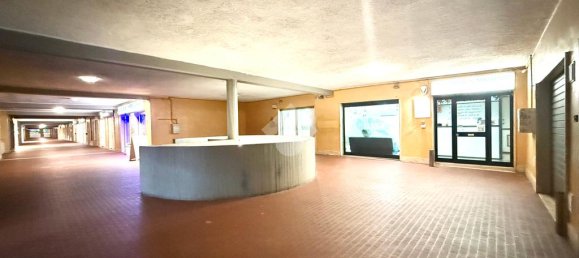 6 rooms Commercial property in Rome, Italy No. 177086 11