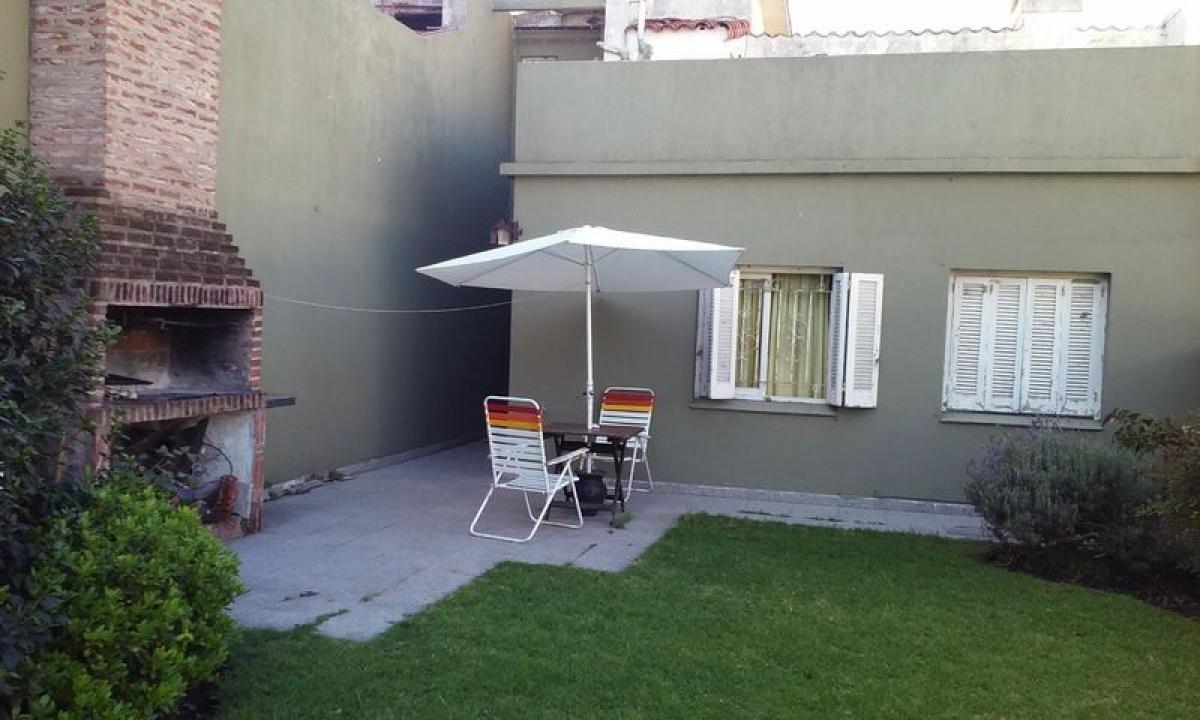 3 bedrooms House in Mar del Plata, Argentina No. 83169