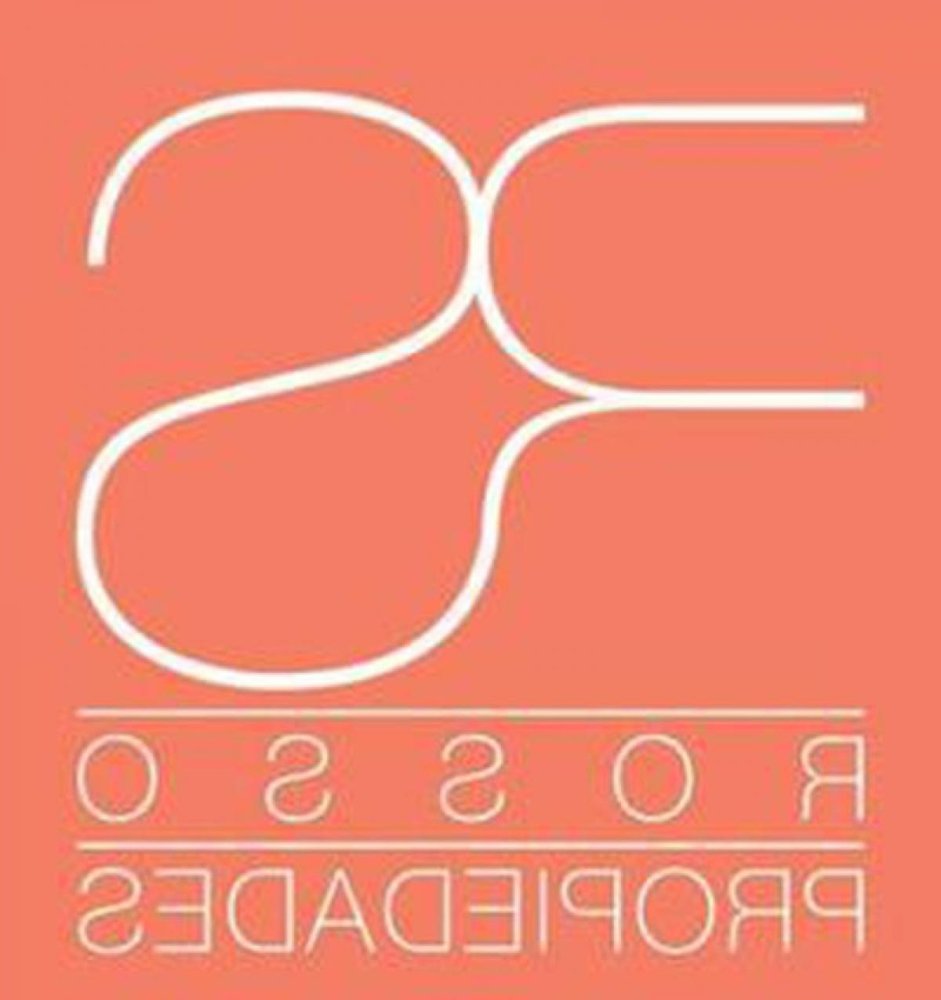 3 bedrooms House in Ituzaingo, Argentina No. 12251